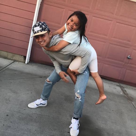 Meet your Posher, Kevin - Picture 1 of 1